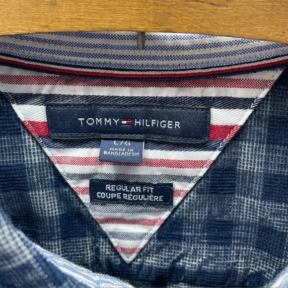Tommy Hilfiger Button Down Shirt Mens Large Blue Gingham Regular Fit Long Sleeve - Picture 2 of 9